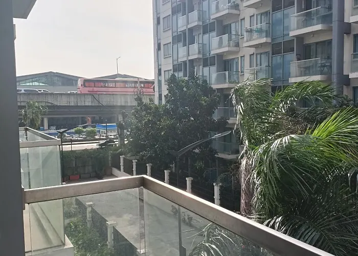One Palm Tree Aparthotel Manilla