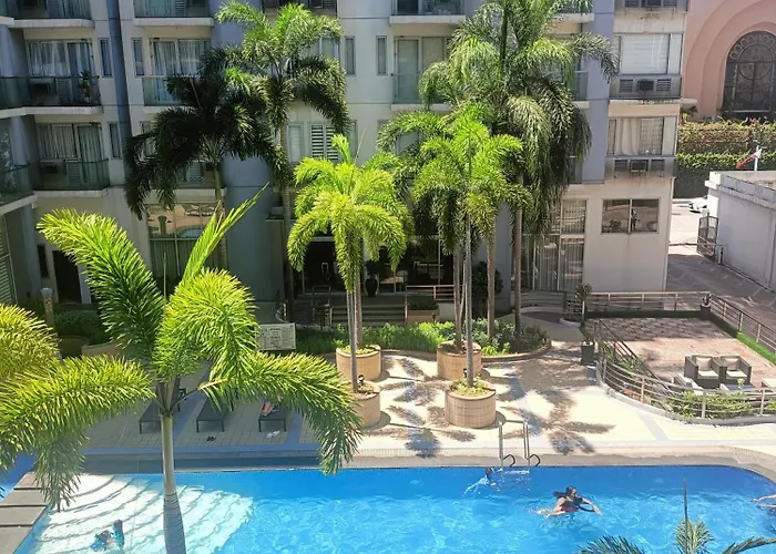 One Palm Tree Aparthotel